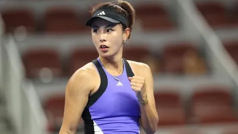 中超杯冠军数哪家领跑？广州恒大四冠，上海申花五次登顶居首